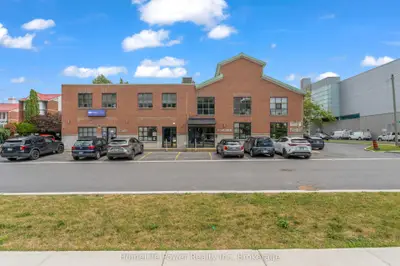 27 Place D'armes Place 203 & 204, Kingston, On K7k 6z6