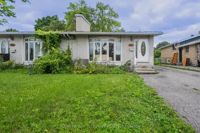 Semi-Detached in Belair Park - Copeland Park and Area