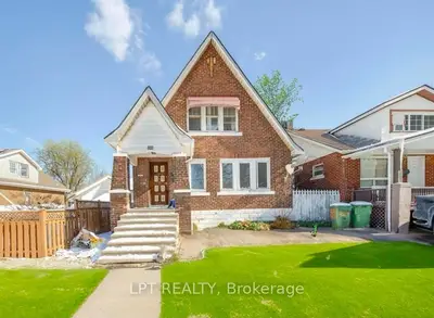 916 Felix Avenue, Windsor, On N9c 3l3