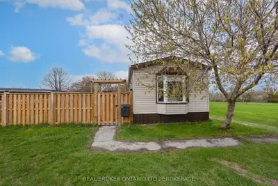 11 Hermes Drive, Kingston, On K7k 5t3