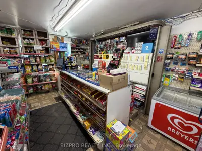 350 Thompson Road, London South, On N5z 2z7