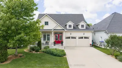 16 Macpherson Avenue, Huron East, On N0k 1w0