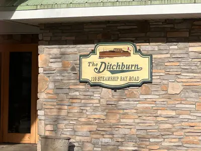 110 Steamship Bay Road 601, Gravenhurst, On P1p 1z9
