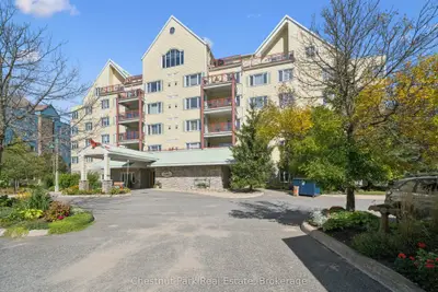 110 Steamship Bay Road 601, Gravenhurst, On P1p 1z9