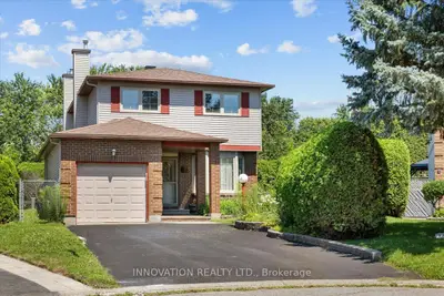 Detached in Barrhaven