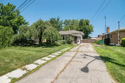 100 Mountain Avenue N, Hamilton, On L8g 3p7