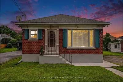Detached in Smiths Falls