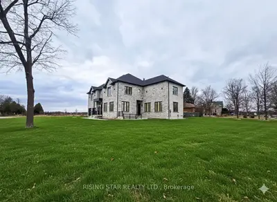 7464 Leslie Road W, Puslinch, On N0b 2j0