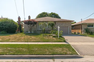 Detached in Guelph