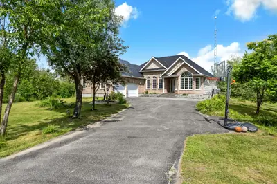 11 Rideau Crossing Crescent, North Grenville, On K0g 1j0