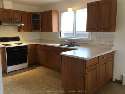 396 Wellington Street, Port Colborne, On L3k 2k6