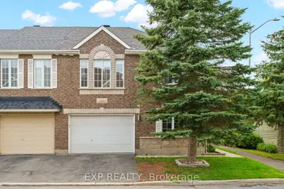 Att/Row/Townhouse in Blossom Park - Airport and Area