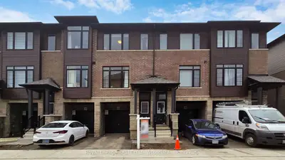 Att/Row/Townhouse in Brantford
