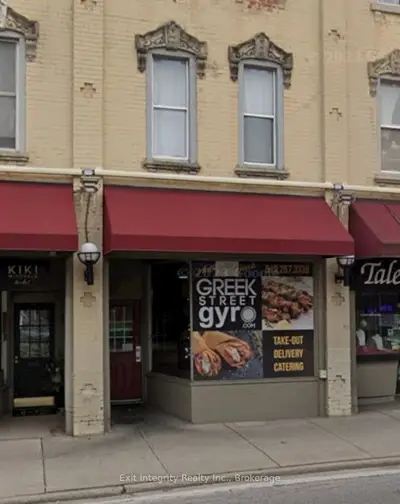 33 Ainslie Street, Cambridge, On N1r 3j3