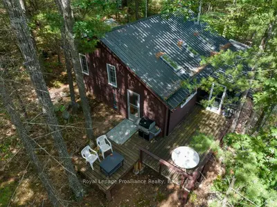 406 Mazinaw Lake Wao, Addington Highlands, On K0k 1h0