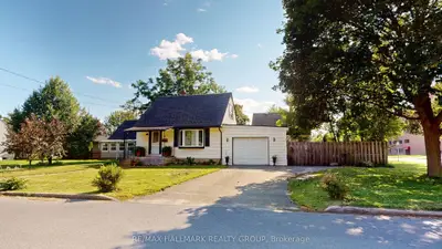 36 HASTINGS Drive, Brockville, ON K6V 2P1