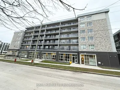 Condo Apartment in Waterloo
