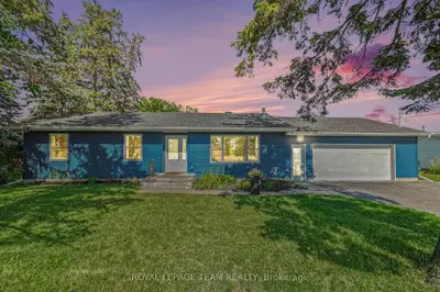2477 Merivale Road, Country Place - Pineglen - Crestview And Area, On K2c 3h1