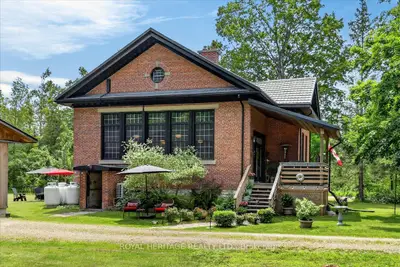 210 Cosh's Road, Kawartha Lakes, On K0m 1a0
