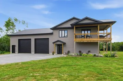 1467 County Road 19, Prince Edward County, On K0k 1t0