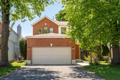 Detached in Barrhaven
