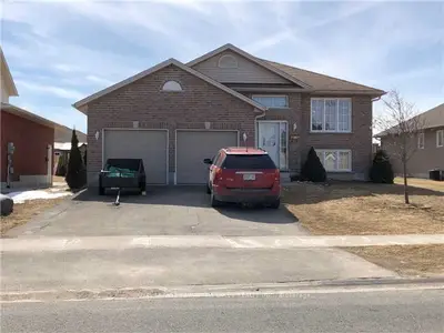 Detached in Kawartha Lakes