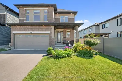 104 Heirloom Street, Blossom Park - Airport And Area, On K4m 0l3
