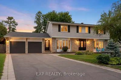 11 ROBERTA Crescent, Barrhaven, ON K2J 1G5