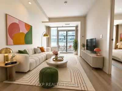 Condo Apartment in Hamilton