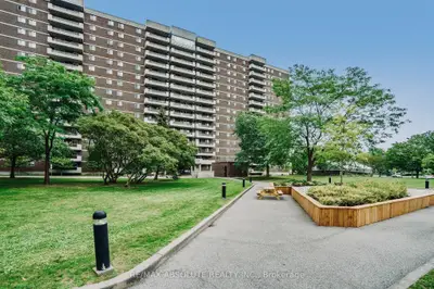 Condo Apartment in Alta Vista and Area