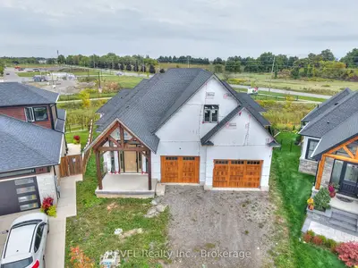 62 Bergenstein Crescent, Pelham, On L2b 5n5