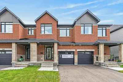 239 Monticello Avenue, Kanata, On K2s 2r8