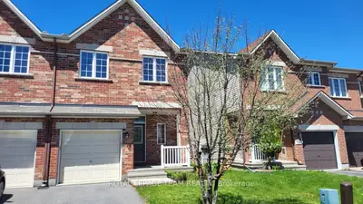 Att/Row/Townhouse in Orleans - Cumberland and Area