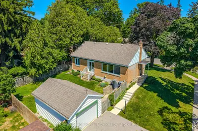 Detached in Guelph