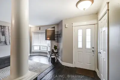 3 Waterford Crescent, Hamilton, On L8e 4z8