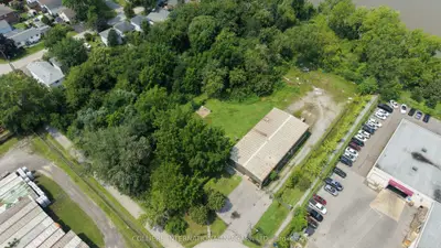 5 Peacock Bay, St. Catharines, On L2m 7n8