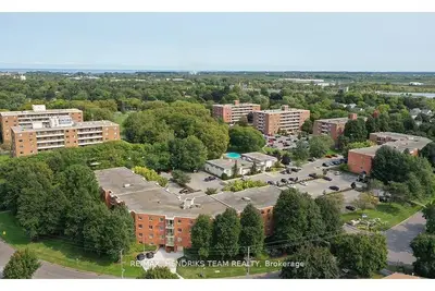 Condo Apartment in St. Catharines