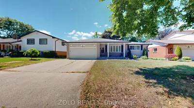 31 Applewood Lane, London South, On N6j 3p9