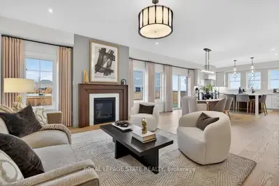 100 Watershore Drive 15, Hamilton, On L8e 0c1