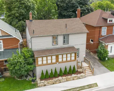 1346 King Street E, Cambridge, On N3h 3r1