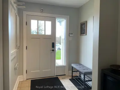 104 Kellies Way 14, Blue Mountains, On L9y 0l5
