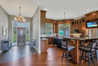 2422 Broadway Ave, Thunder Bay, On P7k 1k7