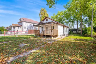 4754 First Avenue, Niagara Falls, On L2e 2c4