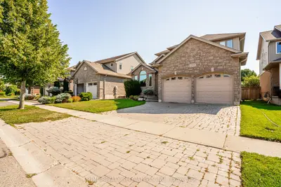 544 Lakeview Drive, Woodstock, On N4t 1w1