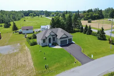 100 Lake Trail Road, Greely - Metcalfe - Osgoode - Vernon And Area, On K4p 2g2