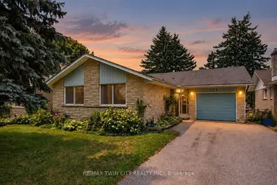 124 Carwood Avenue, Kitchener, On N2g 3b9