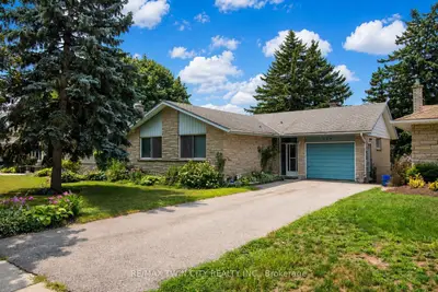 124 Carwood Avenue, Kitchener, On N2g 3b9