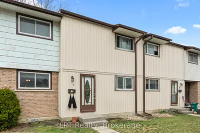 4 Tiffany Place 4, Quinte West, On K8v 6a3