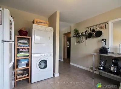 3784 Sinnicks Avenue 2, Niagara Falls, On L2j 2g7