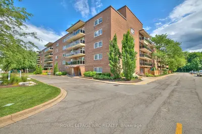 Condo Apartment in St. Catharines